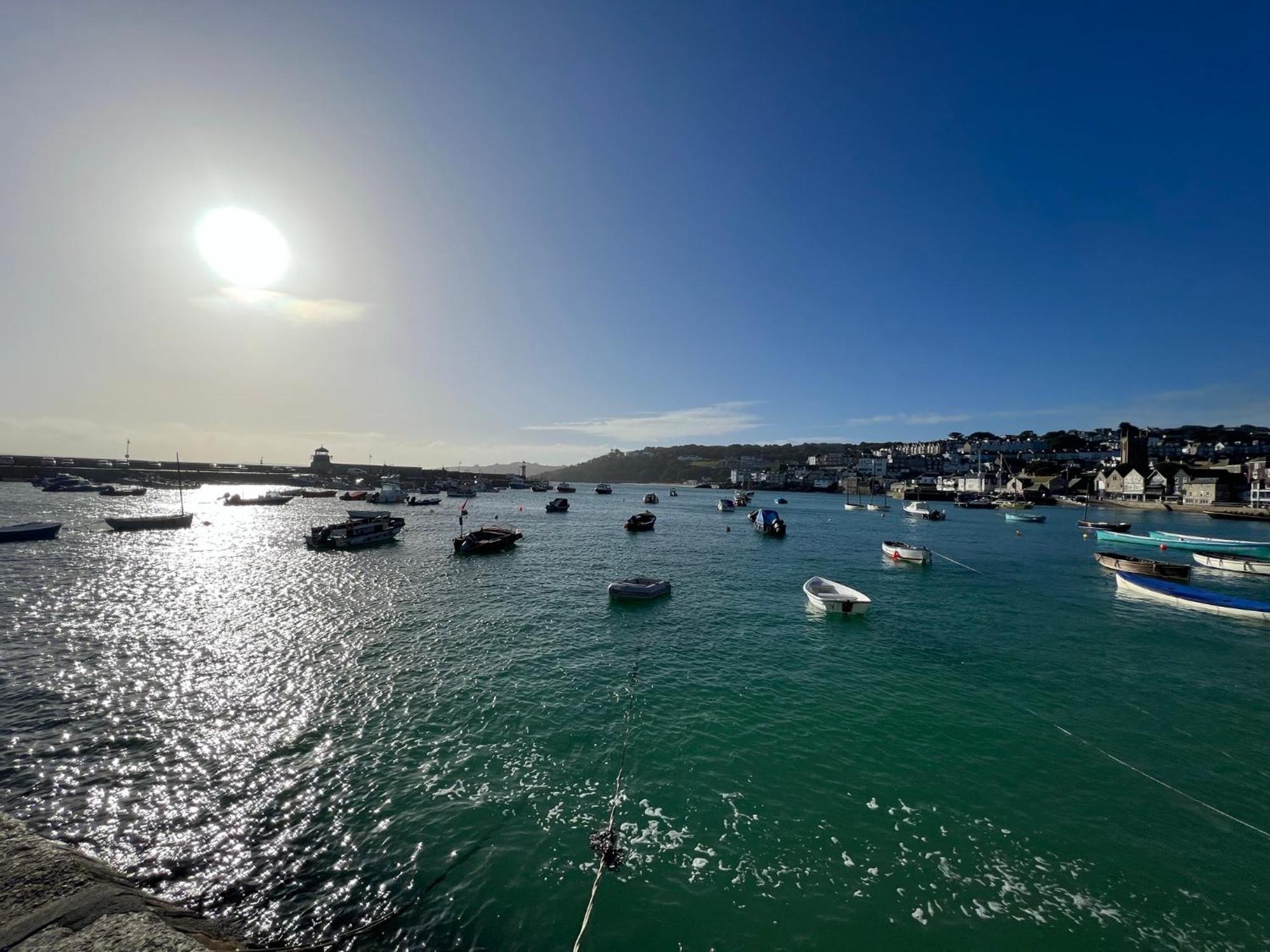 شقة Gold 10 - Cornish Coastal Retreats Saint Hilary  المظهر الخارجي الصورة